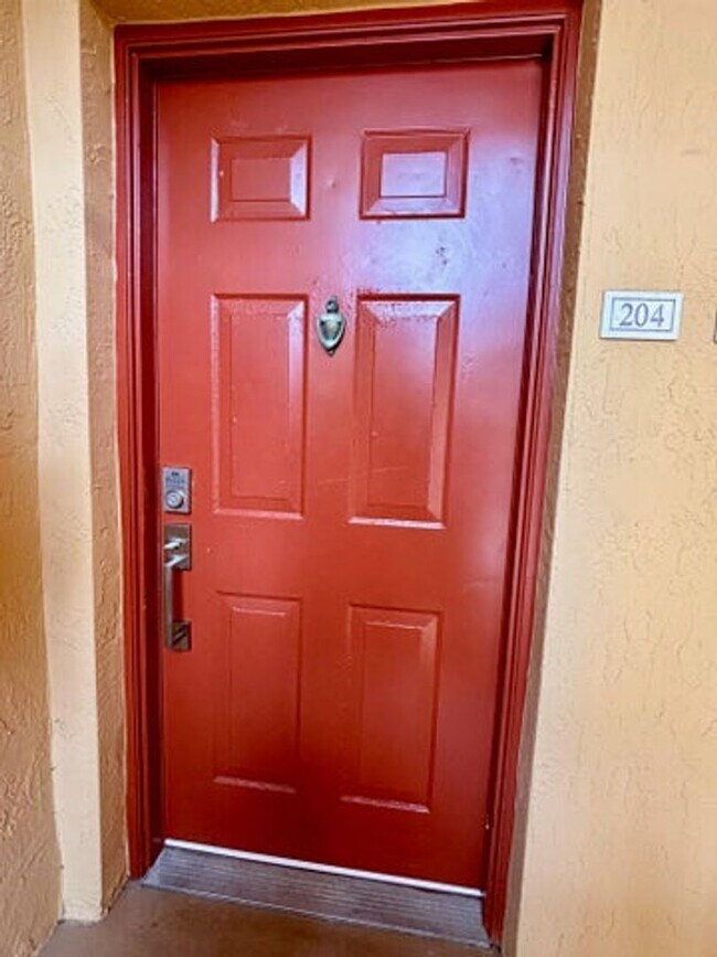 Building Photo - 800 Scotia Drive 204, Hypoluxo, FL 33462
