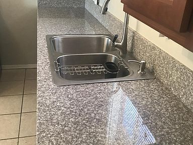 Building Photo - 4113 S 9th Ave