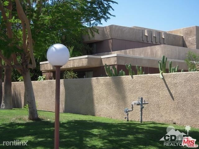 Primary Photo - 2 br, 2 bath House - 471 Bradshaw Ln # 9