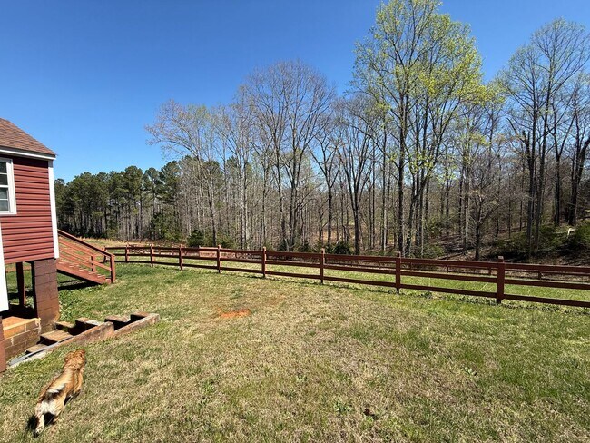 Foto del edificio - FOR RENT YADKINVILLE