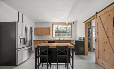 Building Photo - 110 Forbush Ave
