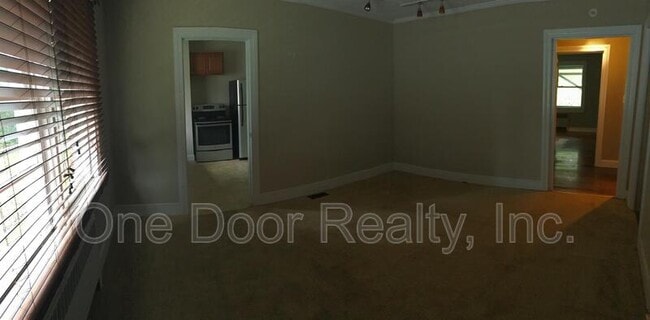 Building Photo - 1107 Richmond Rd