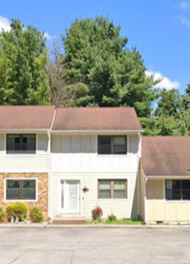 Foto principal - 2 Bedroom Close to I-81