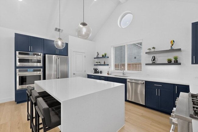 Foto del edificio - 1228 Watercrest St