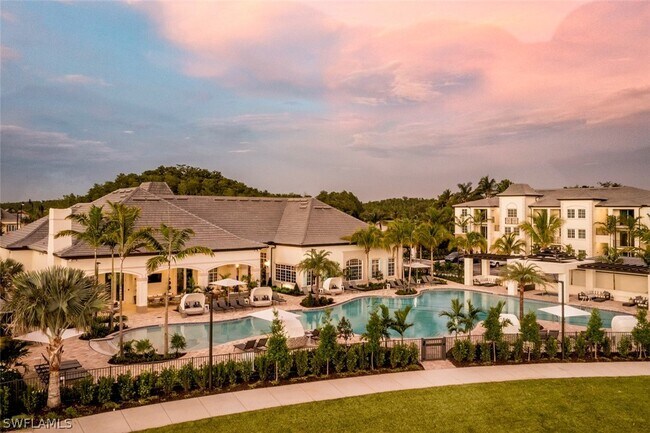 Foto del edificio - 12171 Treeline Ave
