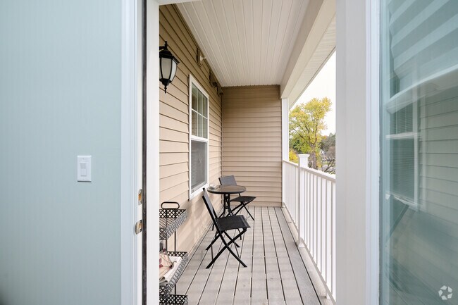 BALCÓN-UN DORMITORIO - Legends at Whitney Town Center -55+ community