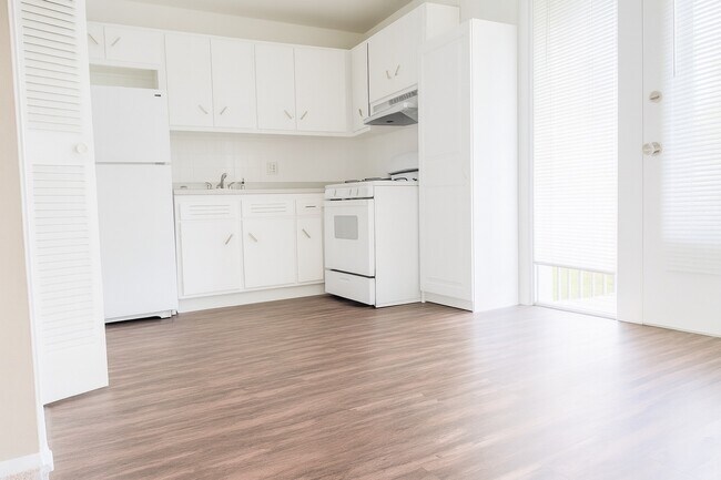 Foto del edificio - Park Forest Apartments