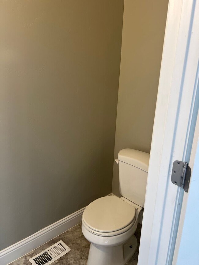 Foto del edificio - Newly Remodeled Townhome