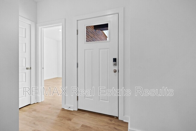 Foto del edificio - 4670 W Aurora St