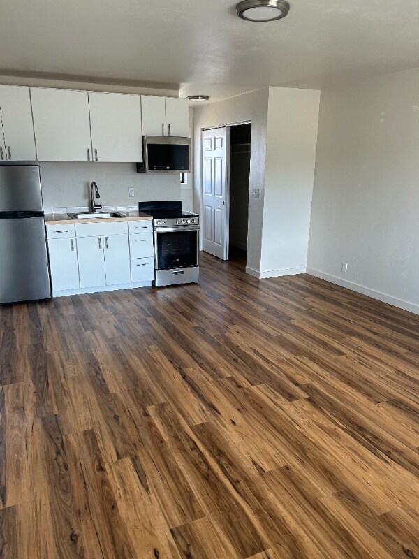 Foto principal - 1207 E Main St