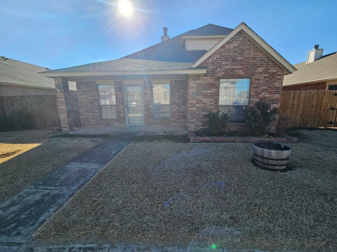 (3) Bed/(3) Bath in Moore Available NOW!! - (3) Bed/(3) Bath in Moore Available NOW!!