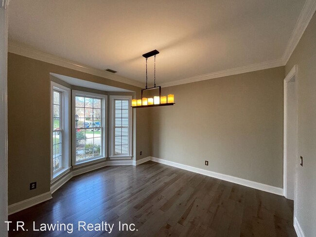 Building Photo - 7706 Epping Forest Dr