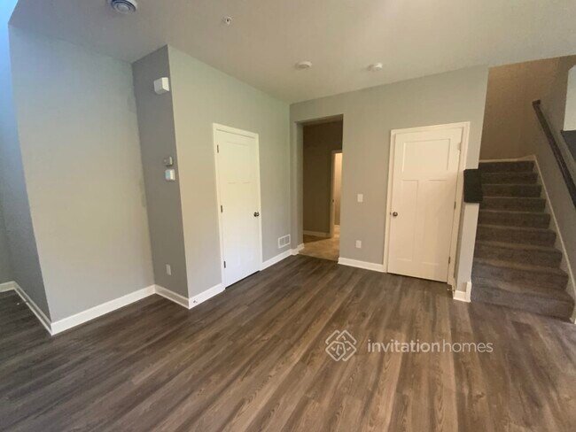 Foto del edificio - 1776 Emerson Ct