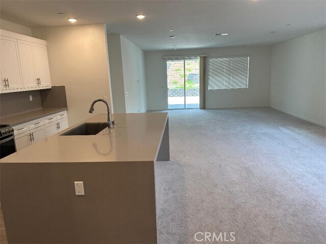 Foto del edificio - 35141 Cooper Pl