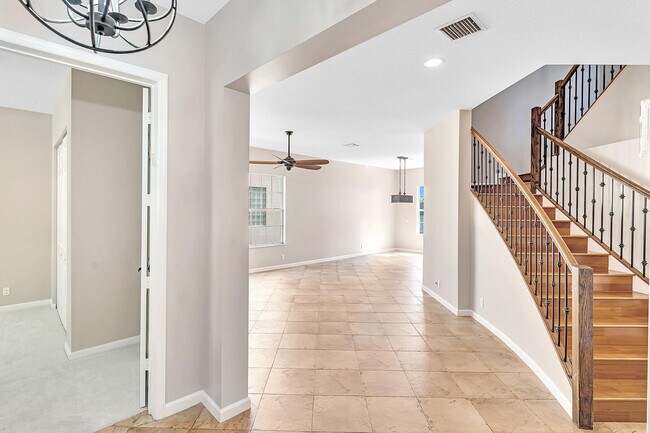 Building Photo - 9949 Cobblestone Creek Dr