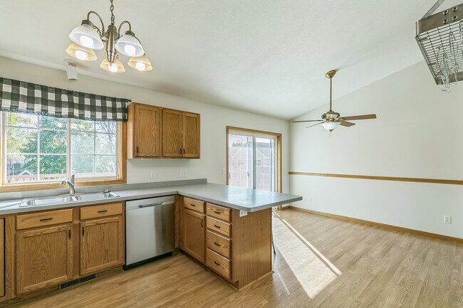 Foto del edificio - 1008 Oak St