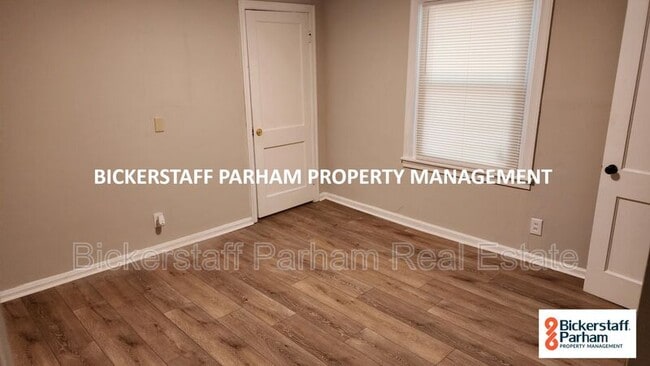 Building Photo - 3923 Trask Dr