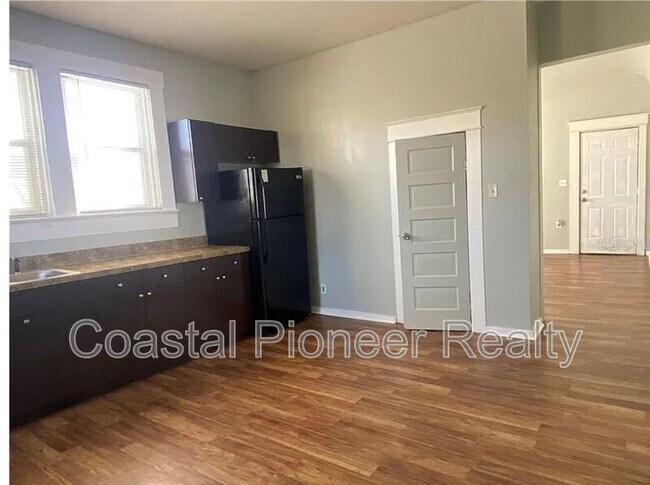 Foto del edificio - 2531 W Cherry St