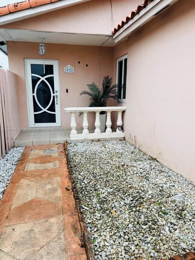 Foto del edificio - 19721 SW 122nd Pl