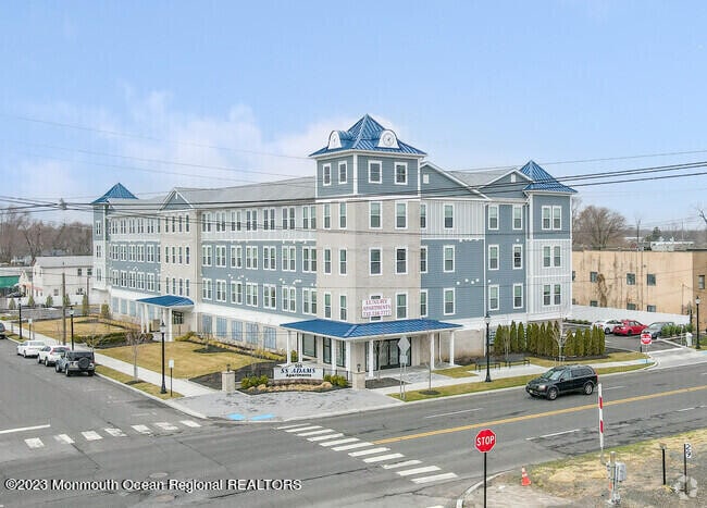Building Photo - 509 Memorial Dr