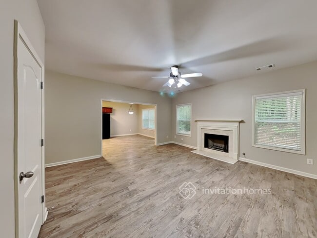 Building Photo - 57 Regency Dr
