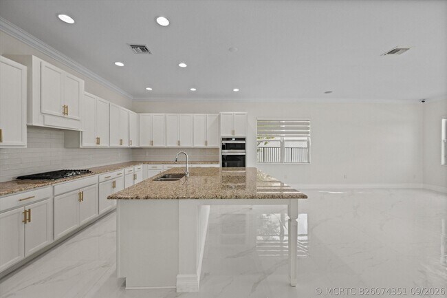 Building Photo - 5597 Liberty Ln