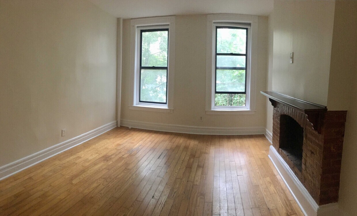 Building Photo - 320 E 59th St