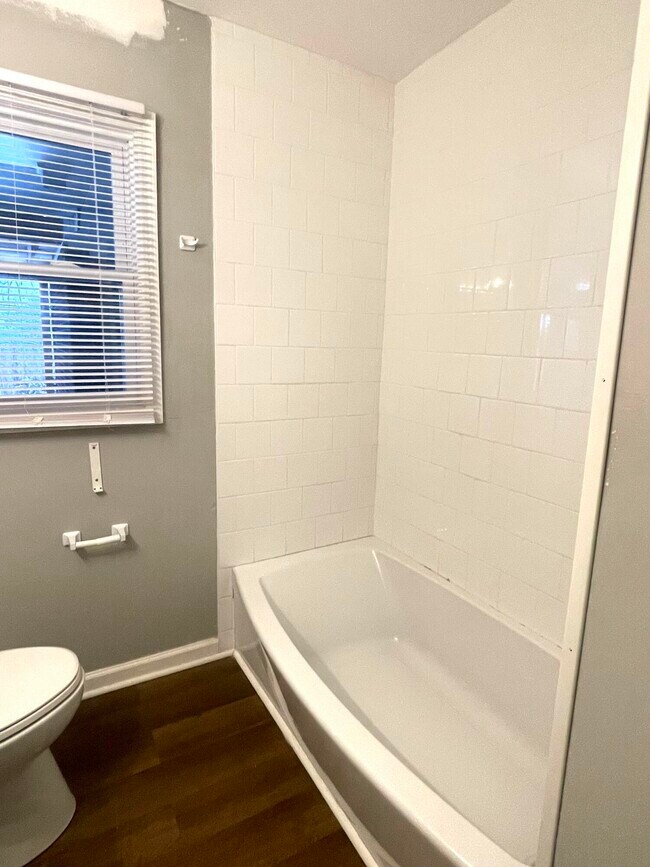 Foto del edificio - 1775 Harrodsburg Rd