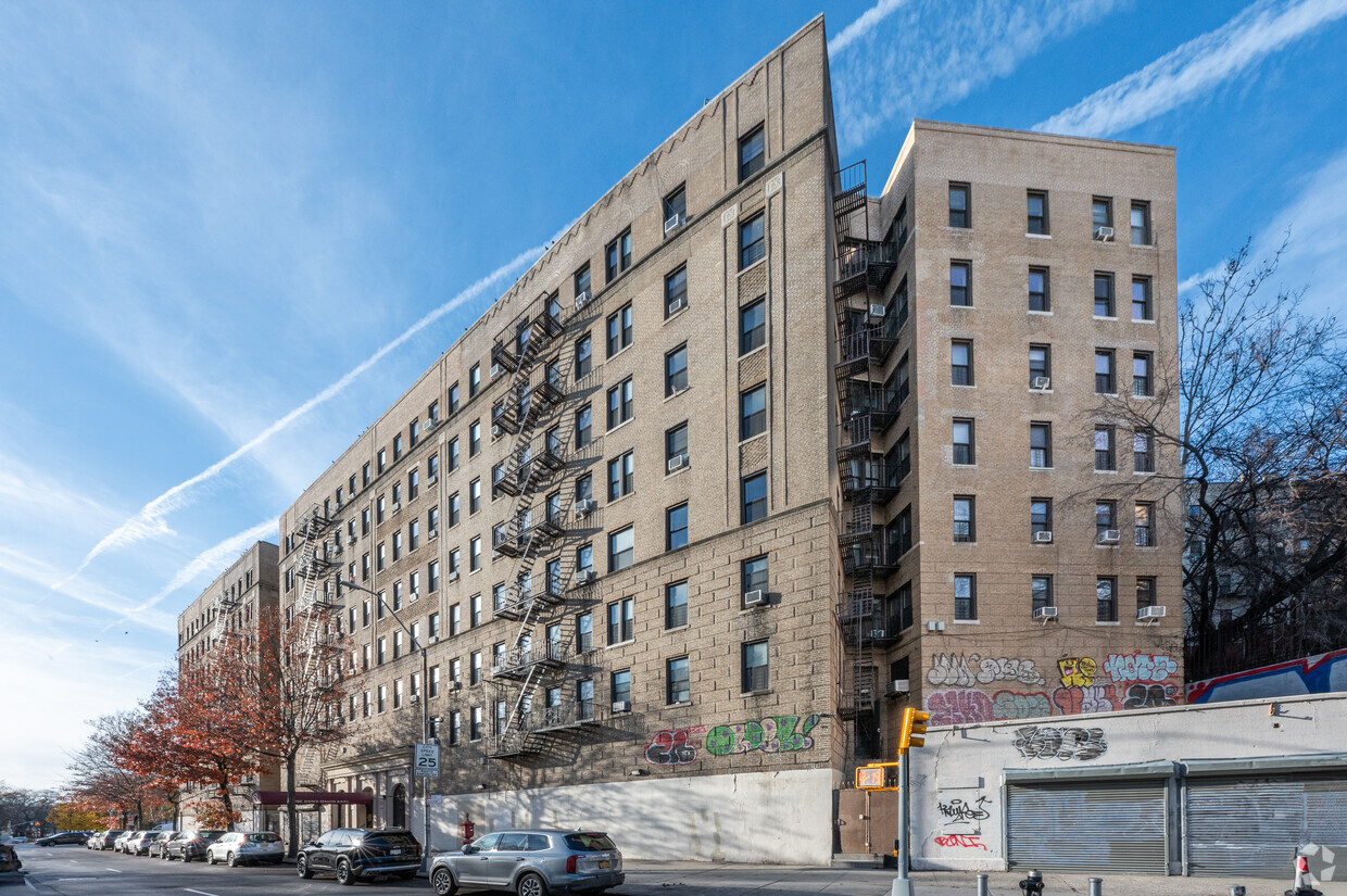 Fotografía del edificio - 941 Jerome Ave