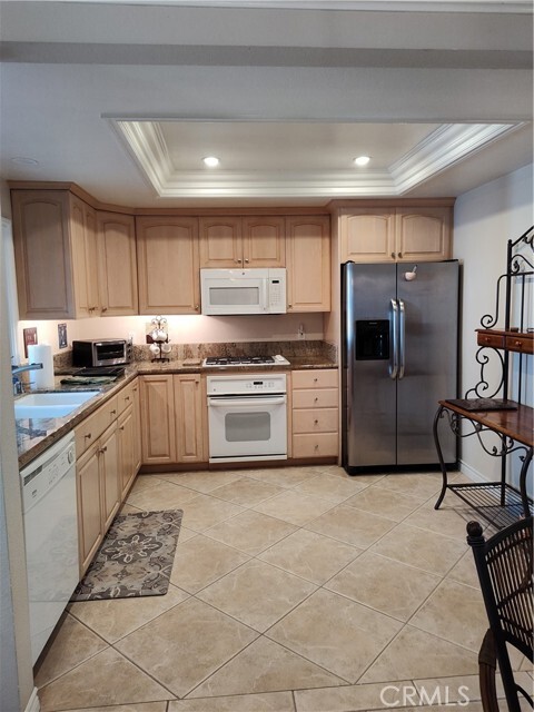 Foto principal - 17052 E Pacific Coast Hwy