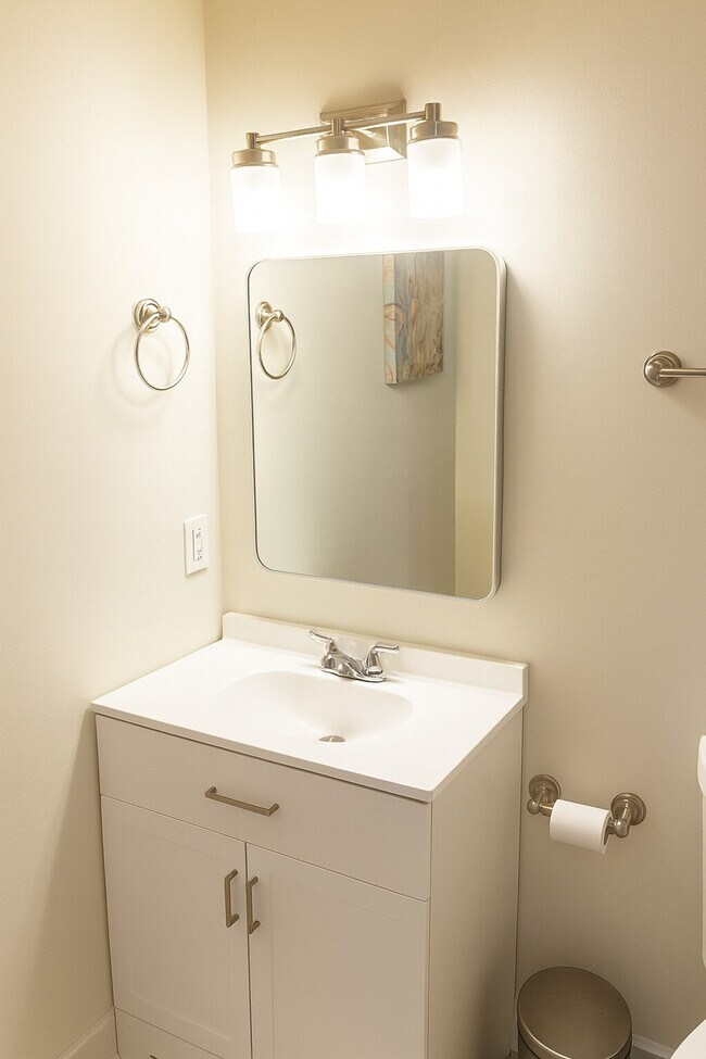 Foto del edificio - 1937 Woodford Rd