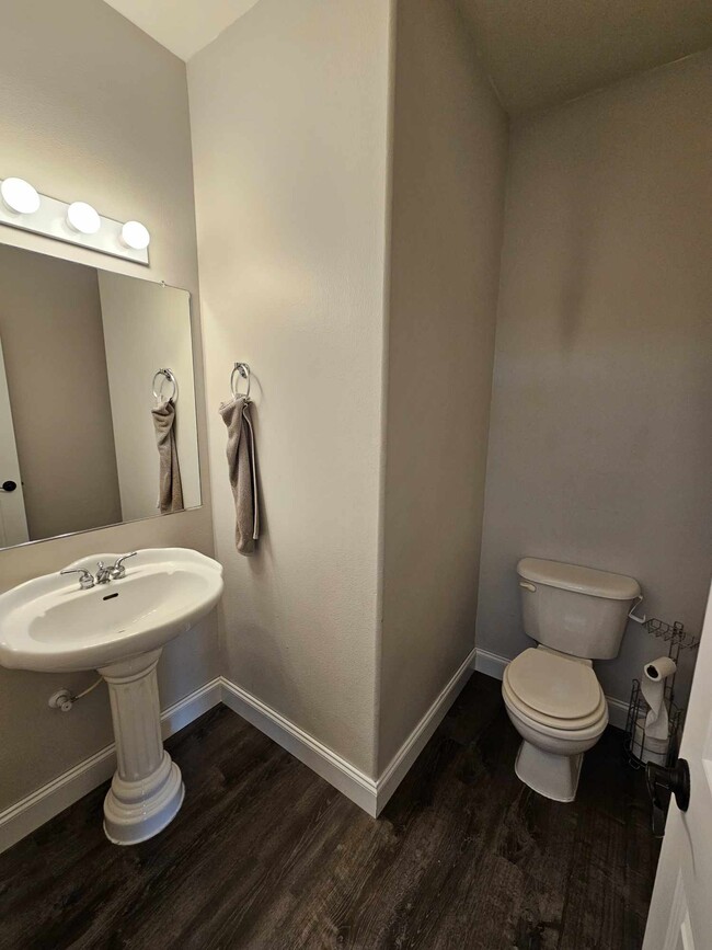 Foto del edificio - 8525 Sweetbrier Loop SE