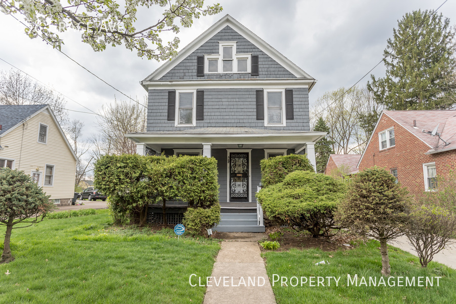 Primary Photo - Fully Renovated West Akron Home