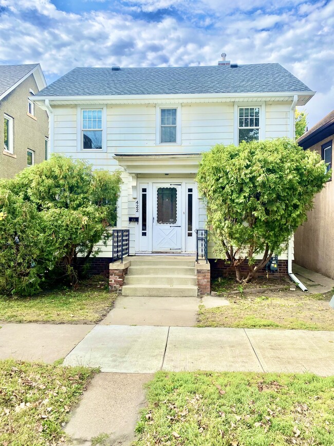 422 N 4th St, Mankato, MN 56001 House Rental in Mankato, MN