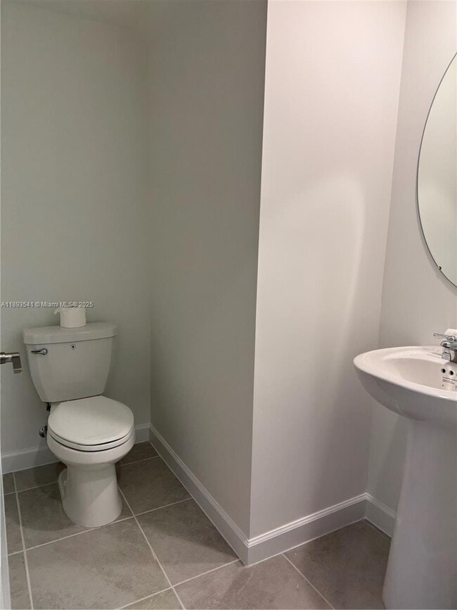 Foto del edificio - 682 SE 14th St