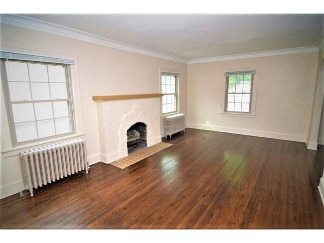 Foto del edificio - 4732 Washburn Ave S