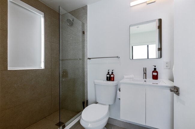 Foto del edificio - Saffron Apartments (Furnished Rooms)