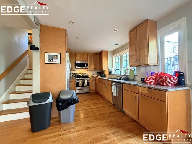 Building Photo - 43 Selkirk Rd