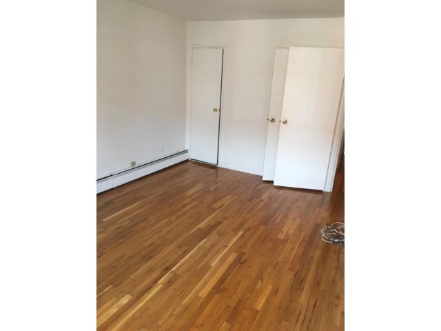 Foto del edificio - 1219 E 73rd St