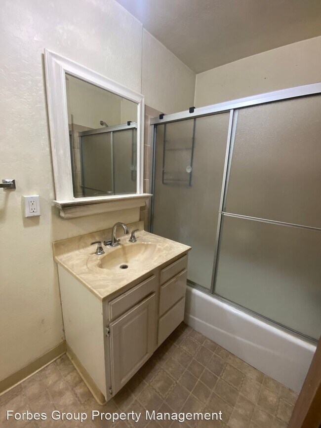 Building Photo - 1 br, 1 bath House - 53 Conference Drive