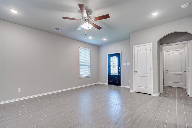 Building Photo - 7407 Arabian Moon Trail