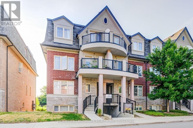 Photo du bâtiment - 9-9 Eaton Park Ln