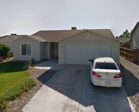 Building Photo - 314 Catkin St