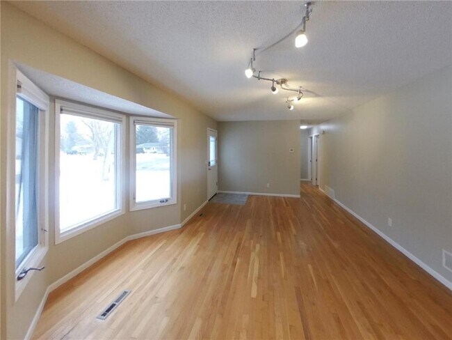 Foto del edificio - 6680 168th St W