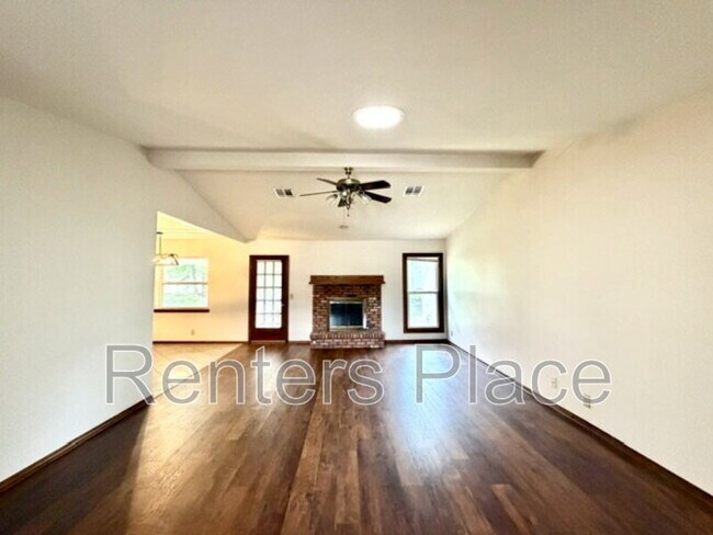 Foto del edificio - 319 W 33rd St