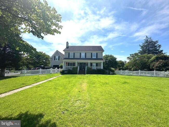 Foto del edificio - 7009 Hickory Hill Rd