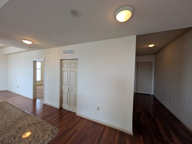 Building Photo - 3505 Sage Rd