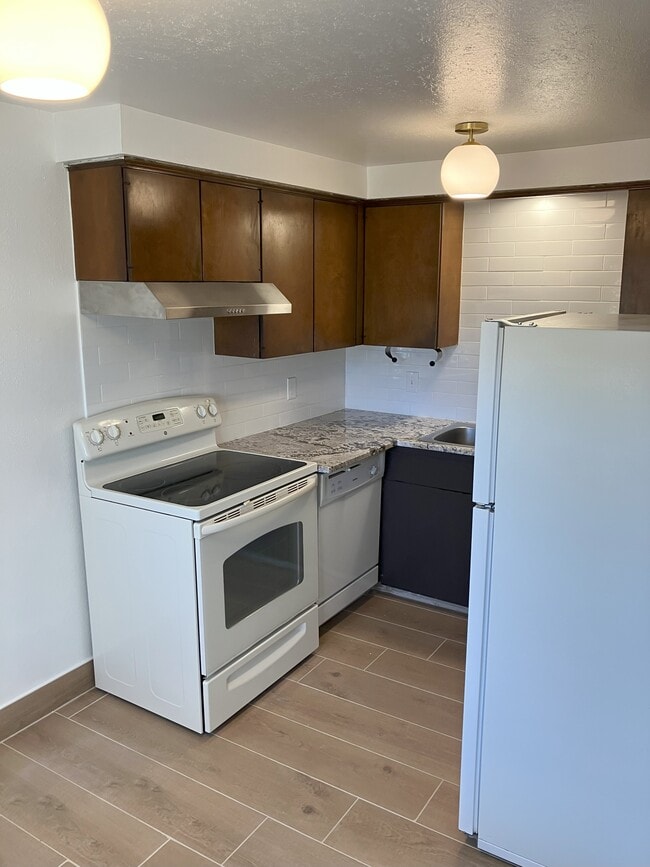 Foto del edificio - 1501 E 16th St
