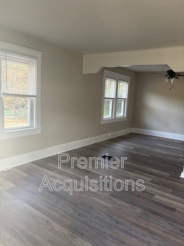 Building Photo - 3318 Fernwood Ave