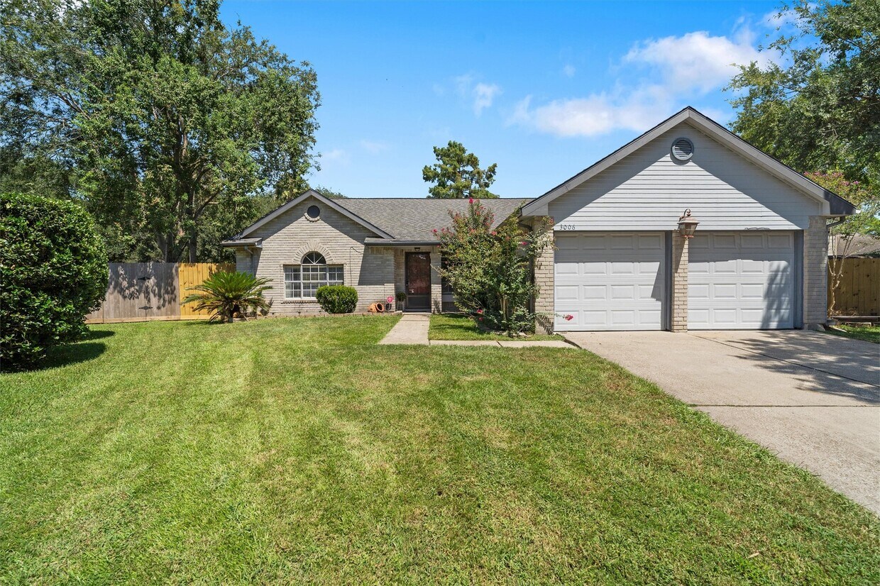 Foto principal - 3006 Stargrass Ct